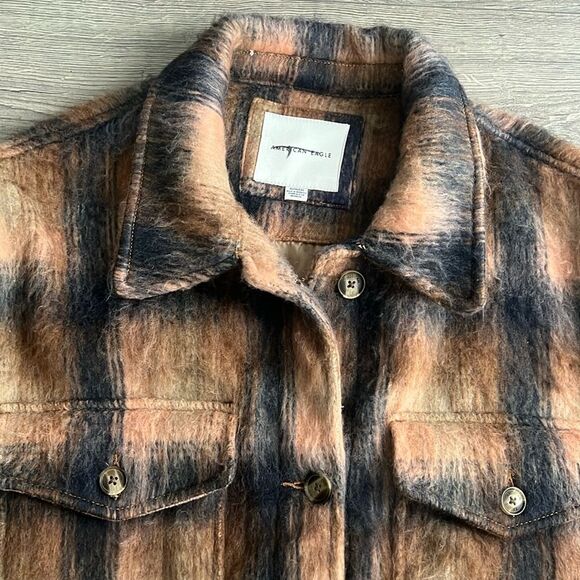AMERICAN EAGLE Brushed Shacket Size XL Oversized Brown Navy Plaid Western Boho - Picture 3 of 11